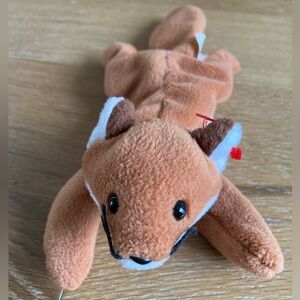 Ty Sly squirrel plush toy 1996
